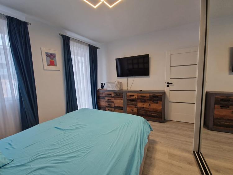 Zona Centrala - Str. Paris, apartament 3 camere cu garaj - 8