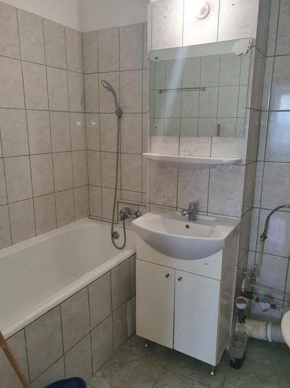 Apartament cu 2 camere decomandat în Vitan