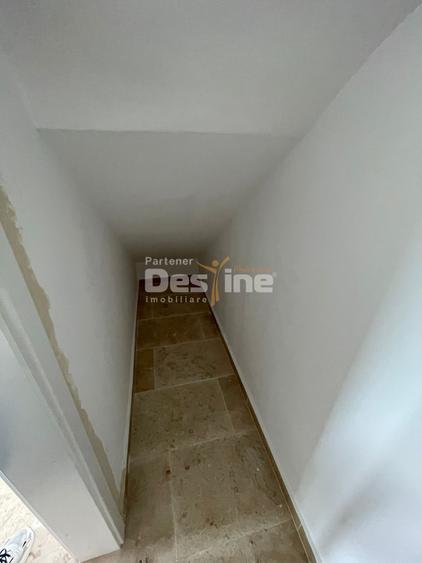 Casă individuală cu 4 camere cu Teren 400 Mp în Rahova