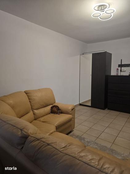 Apartament cu 2 camere semidecomandat în Tineretului — fotografia 1