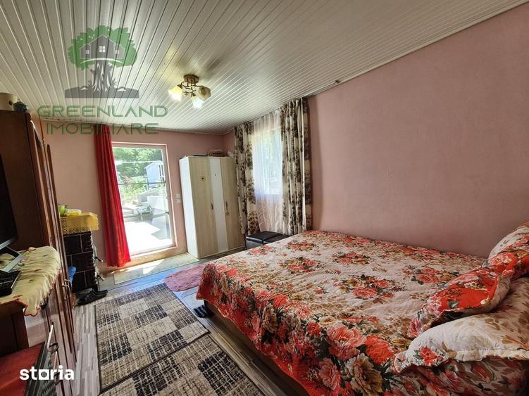 Casă cu 5 camere cu Teren 3024 Mp în Popricani