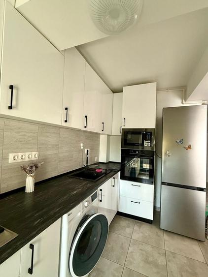Apartament cu 2 camere semidecomandat, mobilat în Pipera
