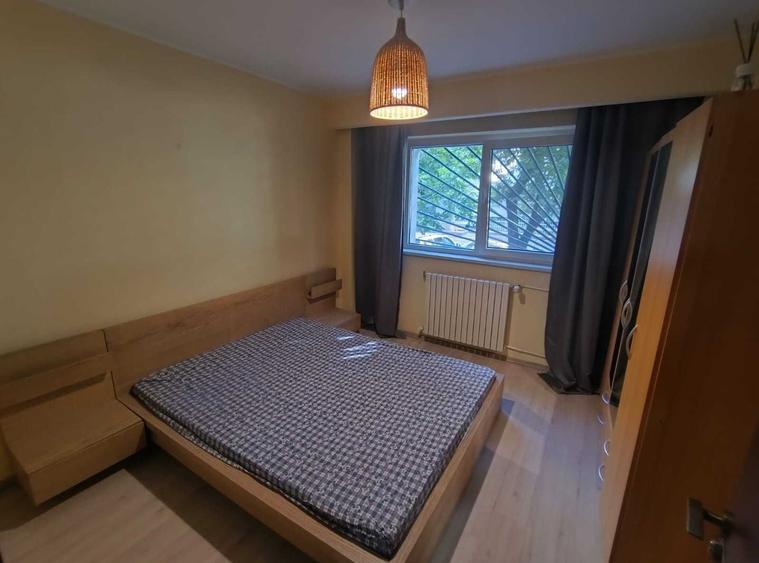 Proprietar vand apartament 2 camere, decomandat, zona Petre Ispirescu - Dumbrava Noua - 7