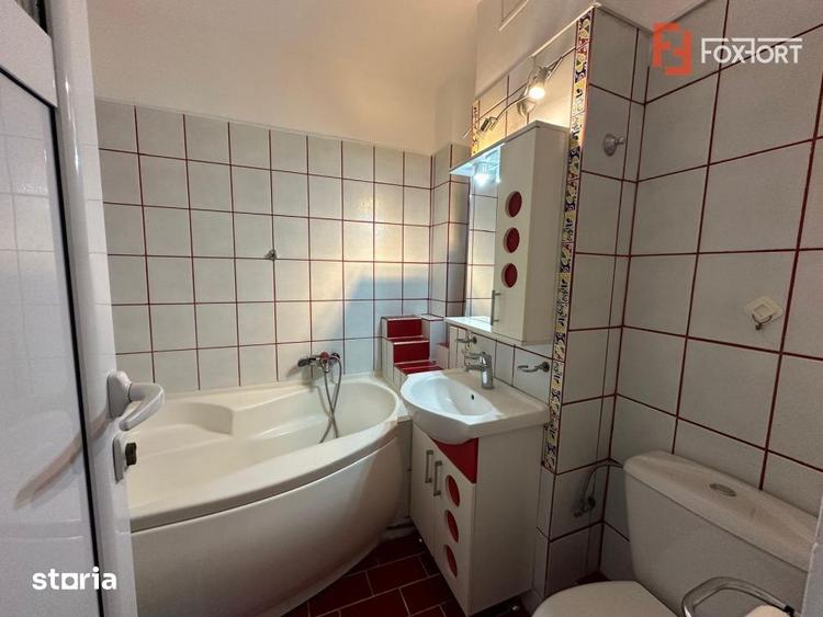 Apartament cu 2 camere semidecomandat, mobilat în Micălaca