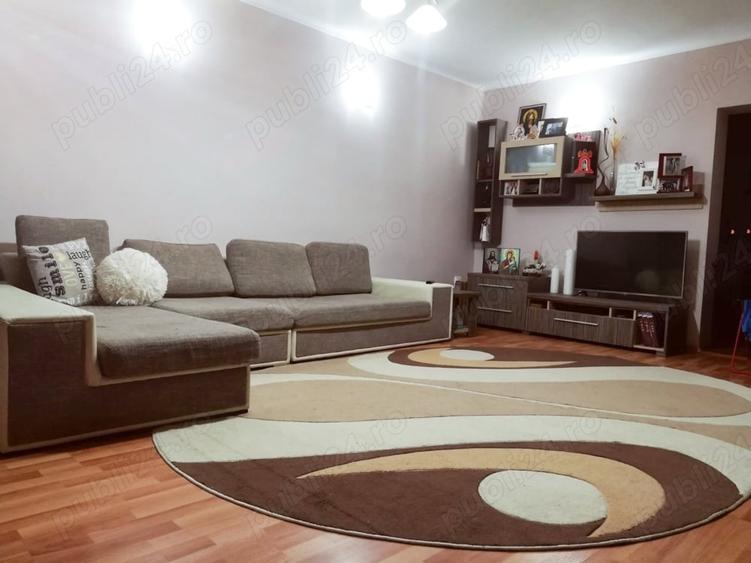 Casă cu 5 camere în Leș