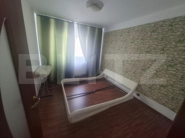 Apartament cu 3 camere decomandat, mobilat în Găești