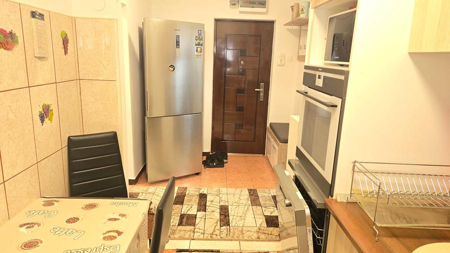 Apartament cu 3 camere decomandat în Gării