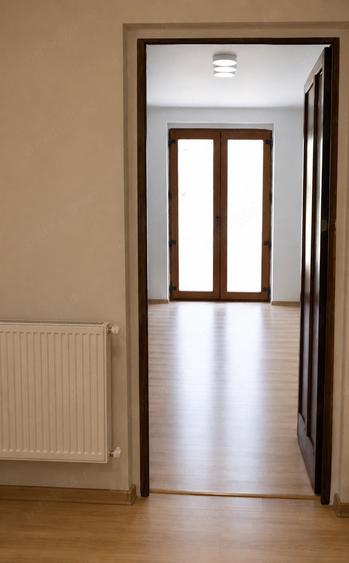 Apartament cu 2 camere decomandat în Teilor