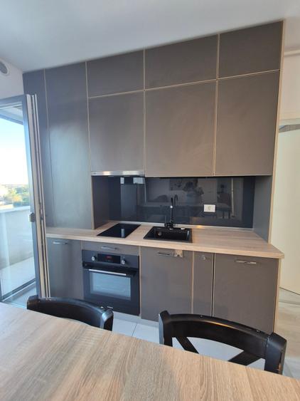 Apartament cu 3 camere decomandat în Aradului