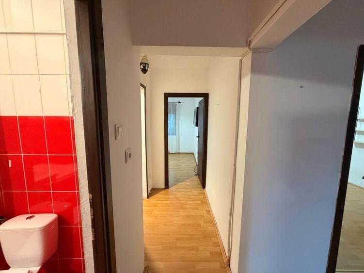 Apartament cu 3 camere în Central