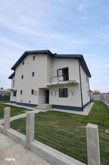 Casă cu 4 camere cu Teren 250 Mp în Clinceni