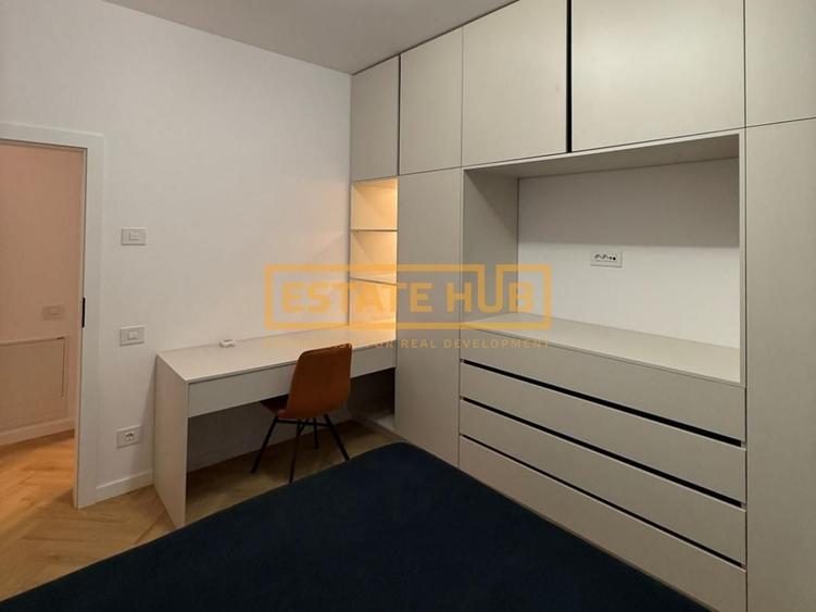Apartament cu 2 camere semidecomandat, mobilat în Ultracentral