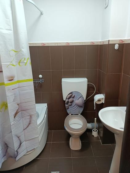 Inchiriez apartament cu 2 camere de tip studio. - 1