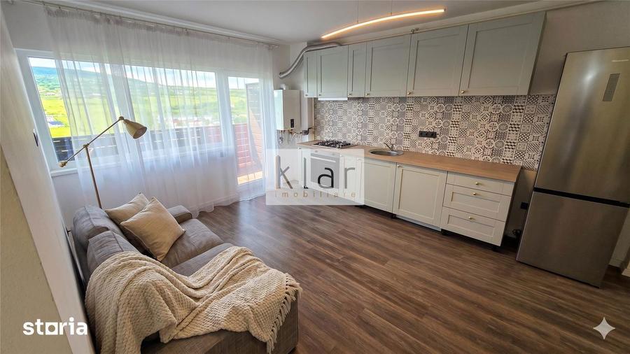 Apartament cu 3 camere semidecomandat, mobilat în Baciu