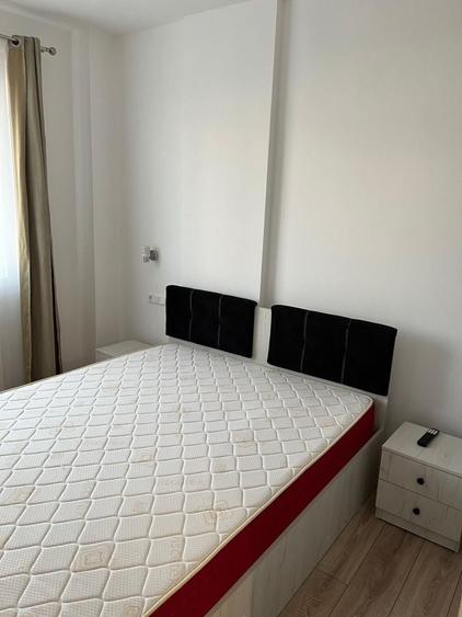 Apartament cu 2 camere decomandat în Exterior Vest
