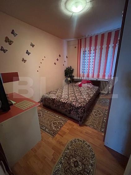 Apartament cu 3 camere decomandat, mobilat în Zorilor