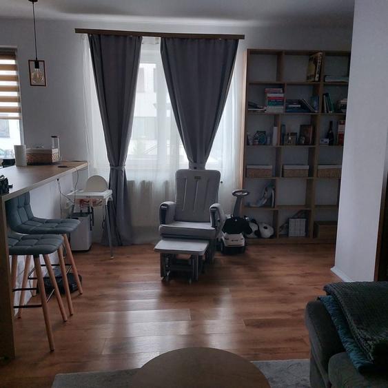 Apartament cu 2 camere decomandat în Florești