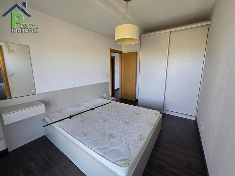 Apartament cu 3 camere decomandat în Theodor Pallady