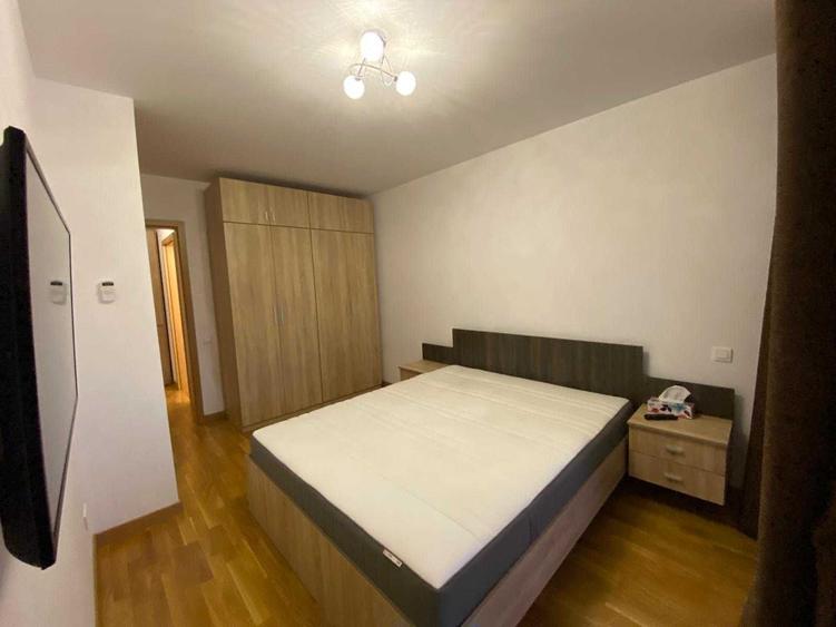 Apartament cu 2 camere semidecomandat în Banu Manta