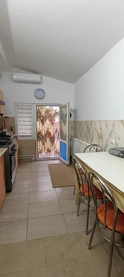Casă cu 2 camere cu Teren 450 Mp în Bereasca