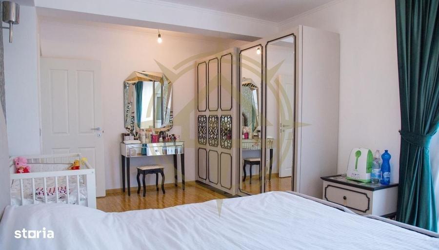 Casă cu 4 camere în Ostratu