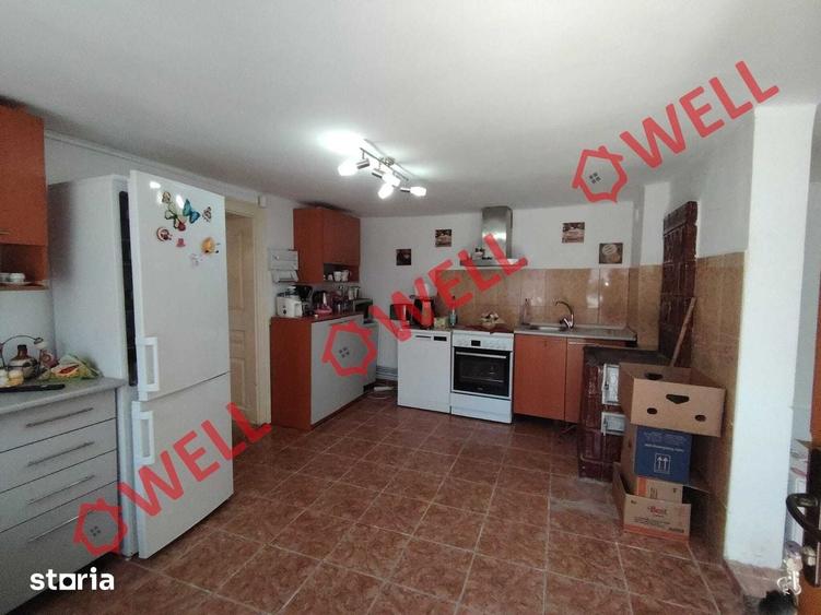 Casă cu 5 camere cu Teren 1249 Mp în Măieruș
