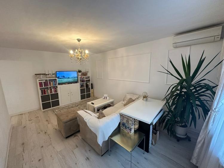 Apartament cu 3 camere decomandat, mobilat în Băneasa