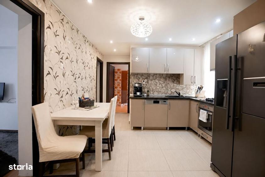 Apartament cu 3 camere în Dâmbu Pietros