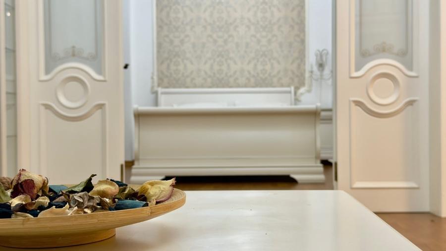 Apartament cu 3 camere semidecomandat în Universitate