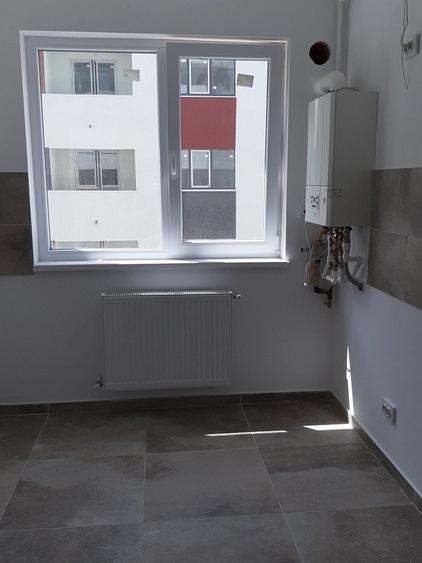Apartament cu 2 camere semidecomandat în Roșu