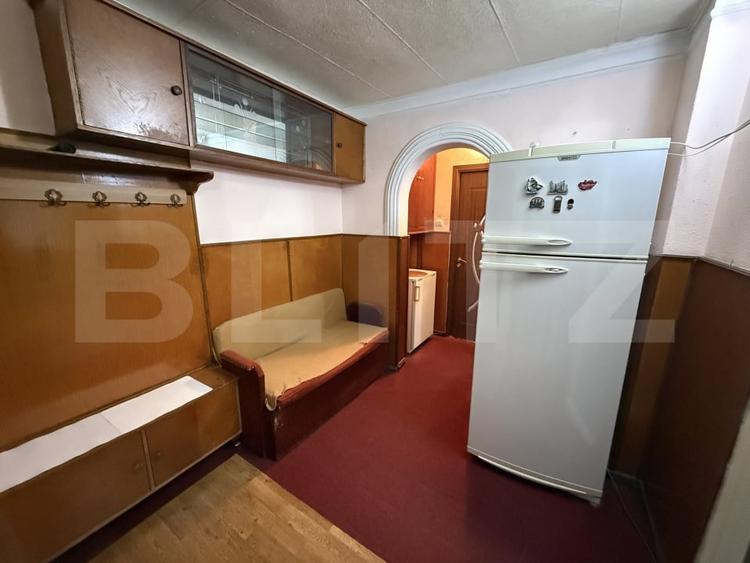 Apartament cu 2 camere decomandat, mobilat în Nicolina