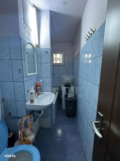 2 camere decomandat etaj 2 Oituz 58.800 - 1