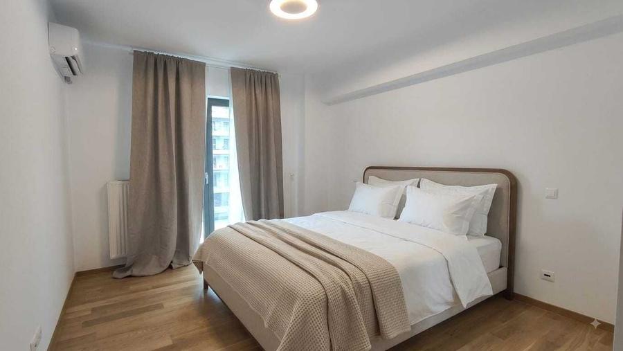Apartament cu 3 camere decomandat în Pipera