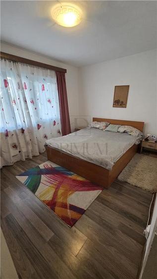 Apartament cu 3 camere decomandat în Complex Studențesc
