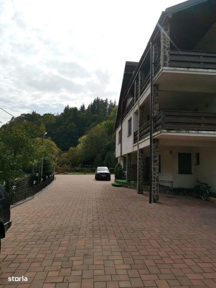 Casă cu Teren 2900 Mp în Central