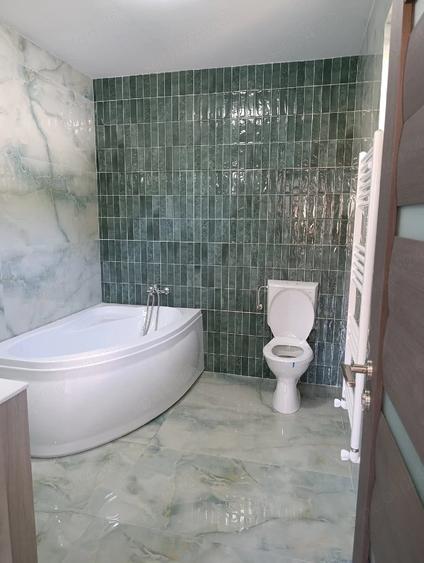 Casă cu Teren 455 Mp în Câmpineanca