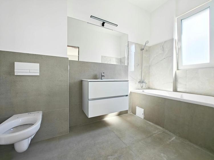 Apartament cu 3 camere, mobilat în Aradului