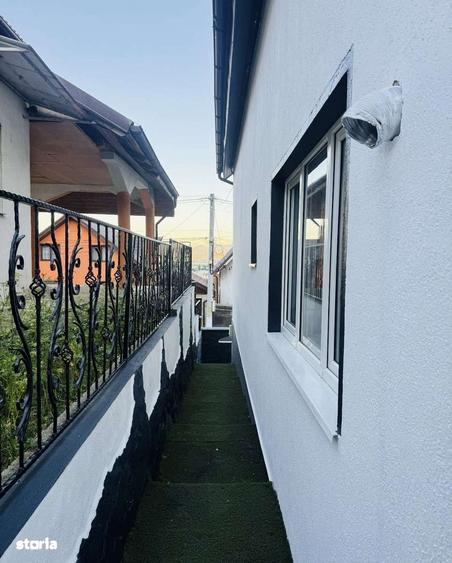 Casă cu 4 camere cu Teren 300 Mp în Codlea