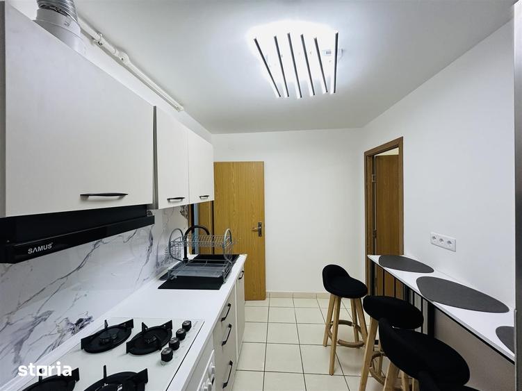 Apartament cu 2 camere decomandat în Central