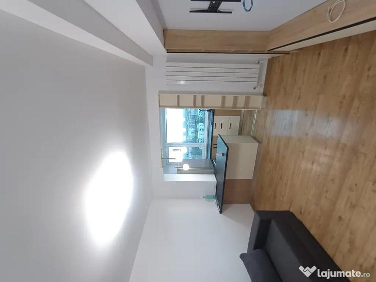 Apartament cu 3 camere decomandat în Micro 21