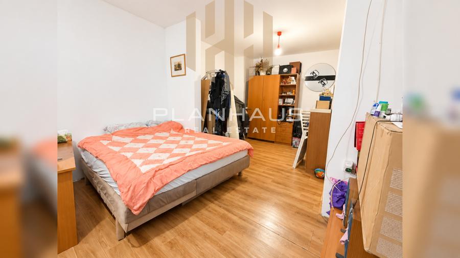 Casă cu 4 camere cu Garaj în Central