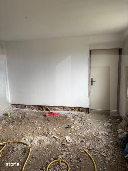 Casă cu 4 camere cu Teren 1512 Mp în Fântânele