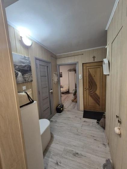 Apartament cu 2 camere decomandat în Trivale