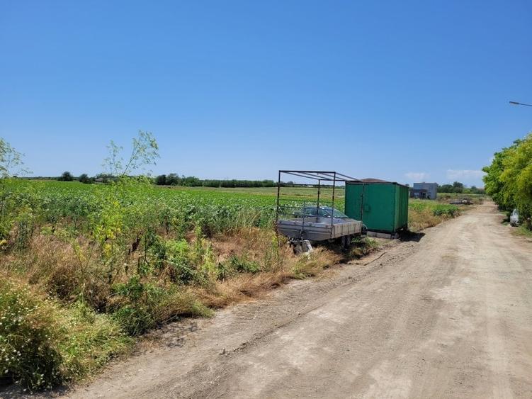 Teren Construcții intravilan de 356 mp, în Sud-Est