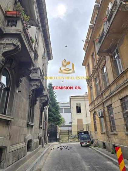 Apartament cu 3 camere semidecomandat în Universitate