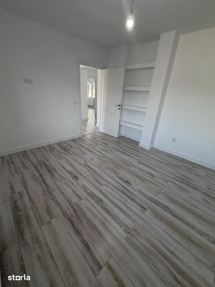 Casă cu 3 camere cu Teren 358 Mp în Joița