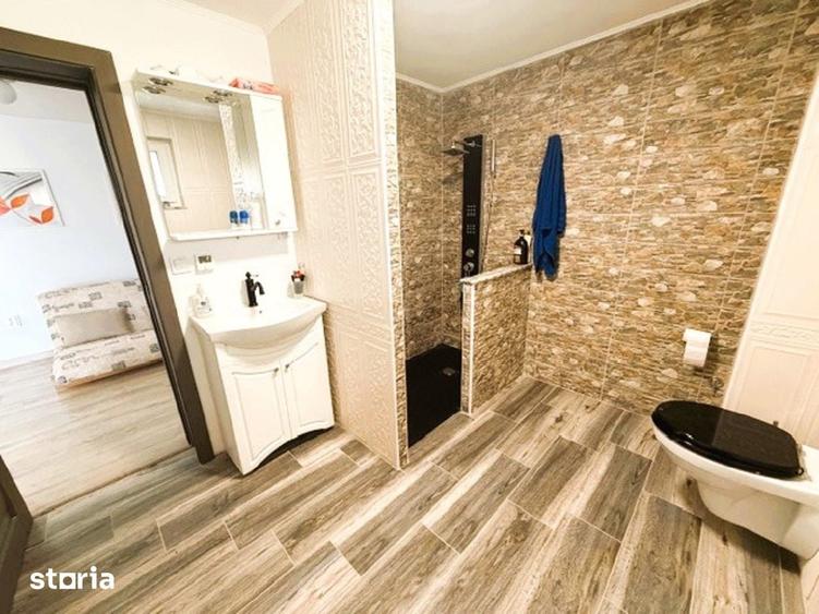Casă cu 4 camere cu Teren 915 Mp în Găneasa