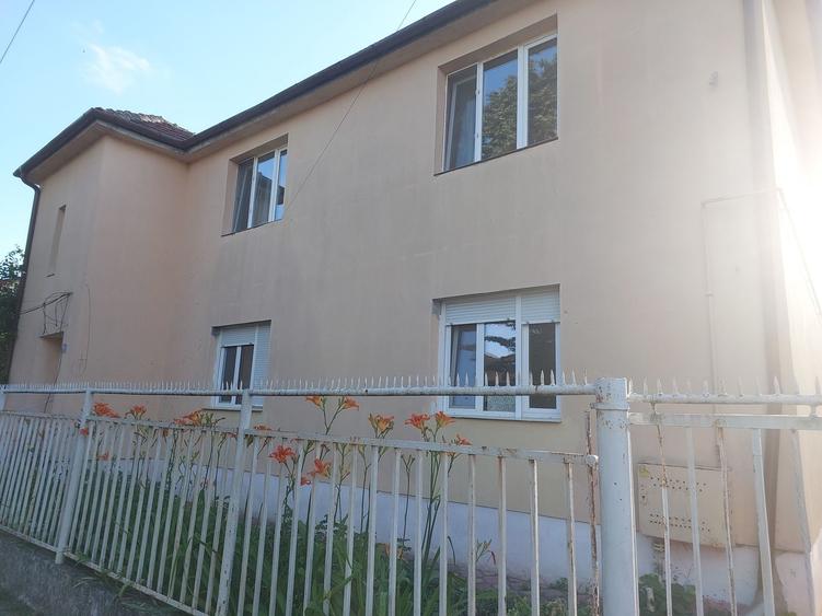 Casă cu 4 camere cu Teren 534 Mp în Șagului