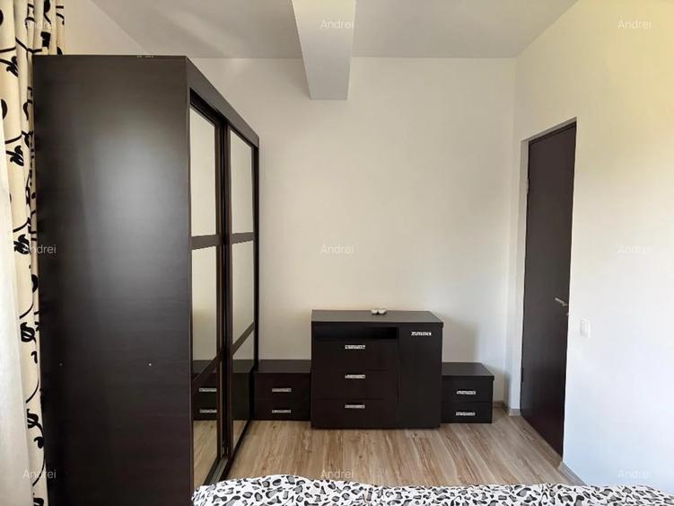 Apartament cu 3 camere decomandat, mobilat în Titan