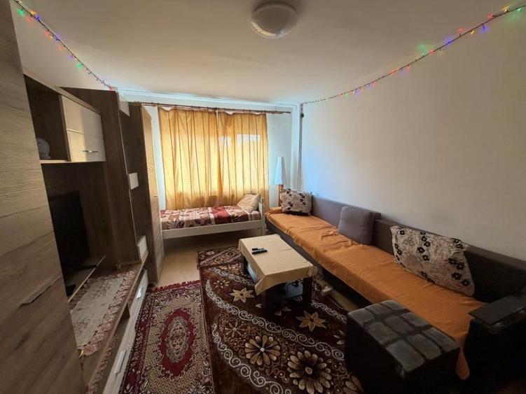 Apartament cu 2 camere, mobilat în Ștrand